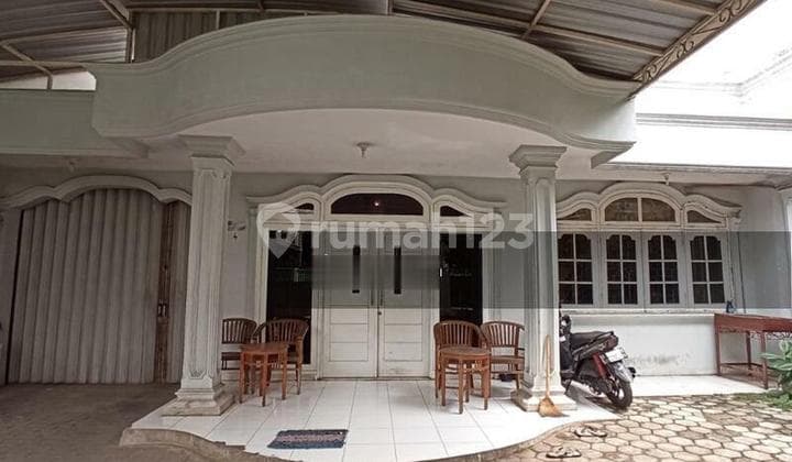 Rumah Cawang Cantik Dan Terawat