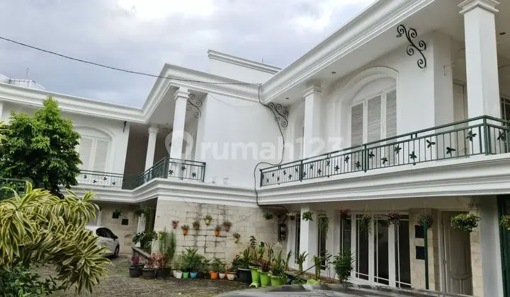 Rumah Bagus Area Ampera dekat Kemang