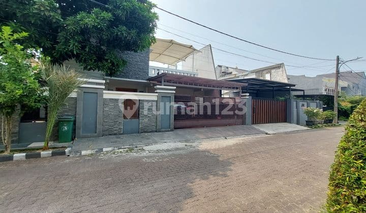Rumah Bagus Harga Bagus jalan Lebar dalam Komplek di Lebak Bulus