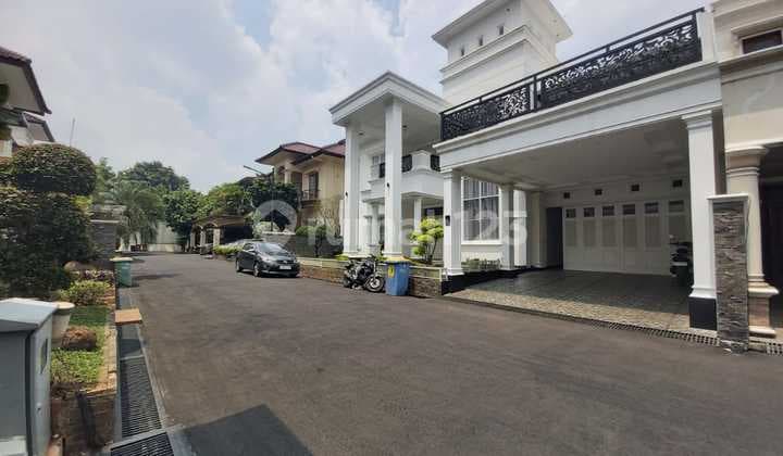 For Quick Sale, House in Cilandak Dalam Complex with Wide Road Access.