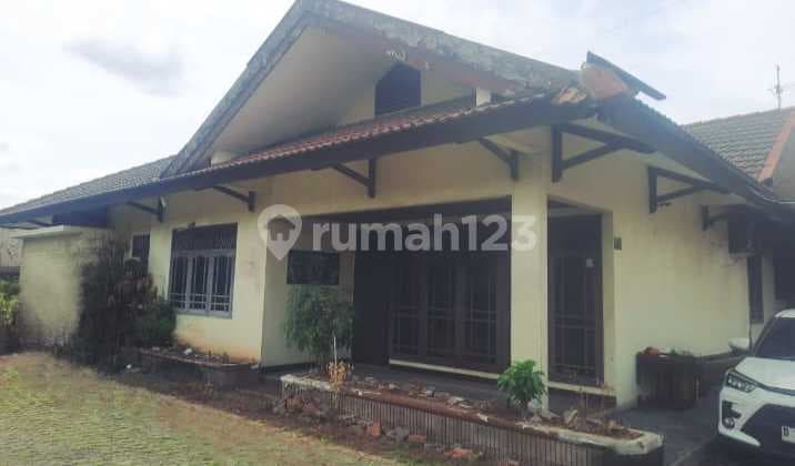 Dijual Cepat ! Rumah Jatibening Luas Cocok Untuk Cluster Jalan 2 Mobil