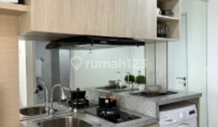 Ready to Move In, Apartment, Near City Center, Commuter Train, Toll Road/Shopping Centers