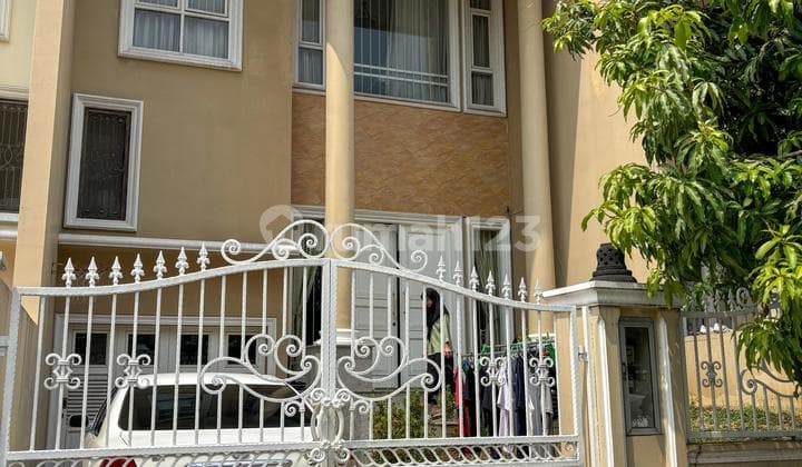 Dijual Cepat Rumah High Celling Pik Cluster Walet