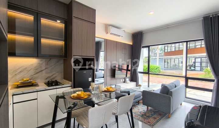2-Story House, City Center Location, Cool Atmosphere, Lake View, Affordable Price, Mortgage Available.