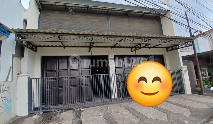 Ruko Besar 2 LT di Jl Kh Hasyim Ashari Pusat Kota Tangeran