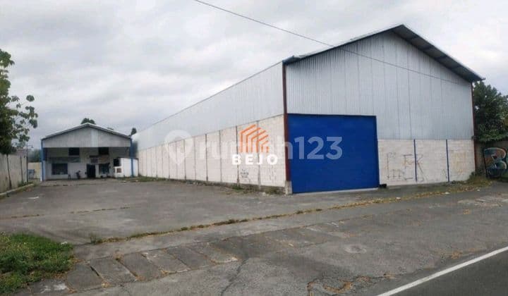 Disewakan Gudang Akses Kontainer Di Bantul