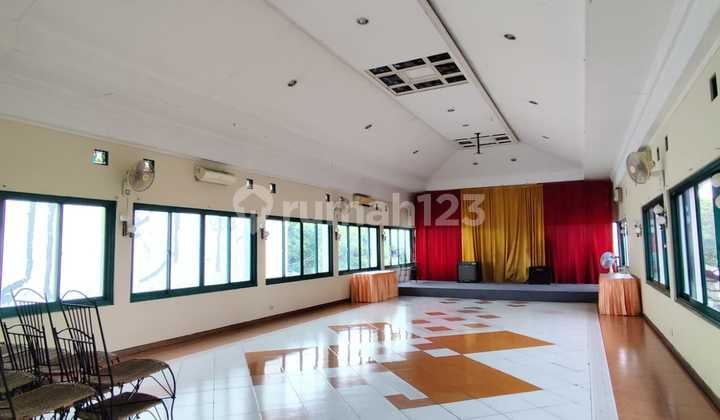 Disewakan Gedung Cocok Kantor 2 Lantai Luas Didekat Malioboro