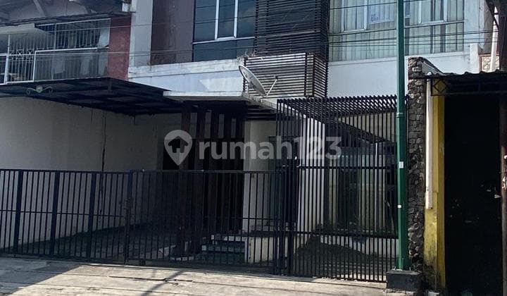 Disewakan Bangunan Usaha Ditengah Kota Cocok Kantor/ Usaha