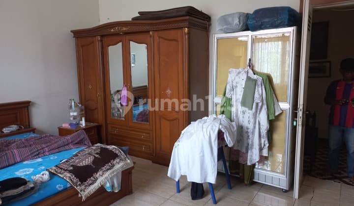 Rumah Pusat Kota Dengan Tanah Luas 1780m Cocok Utk Investasi Cuan di Masa Depan