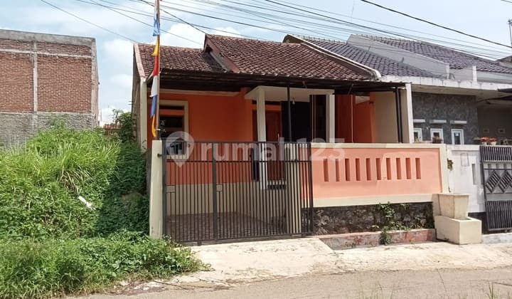 Rumah Siap Huni Lingkungan Asri di Bumi Parahyangan Kencana
