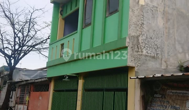 Rumah 2 Lantai Lokasi Dekat Polres di Bumi Parahyangan Kencana