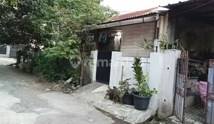 Rumah Adem Lokasi Bebas Banjir di Sanggar Indah Banjaran, Soreang