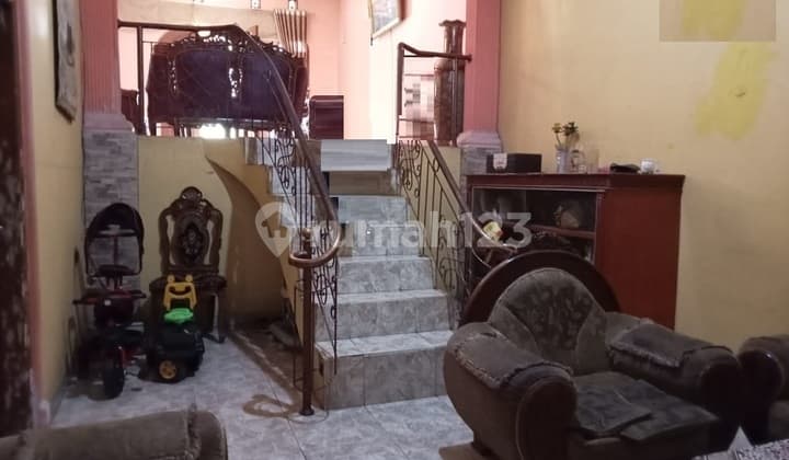 Rumah Cocok Untuk Usaha Maupun Tempat Tinggal di Banjaran Raya