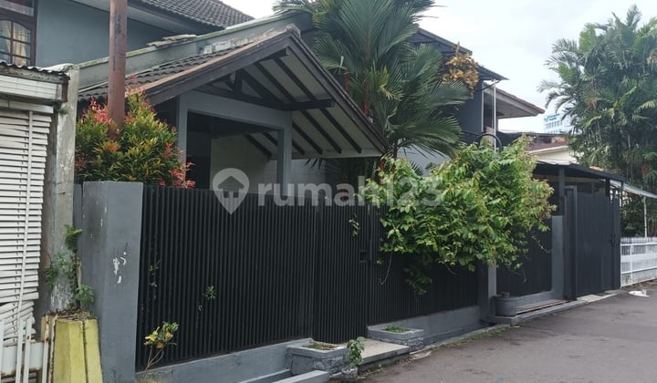 Rumah Strategis Dekat Kampus di Sekelimus