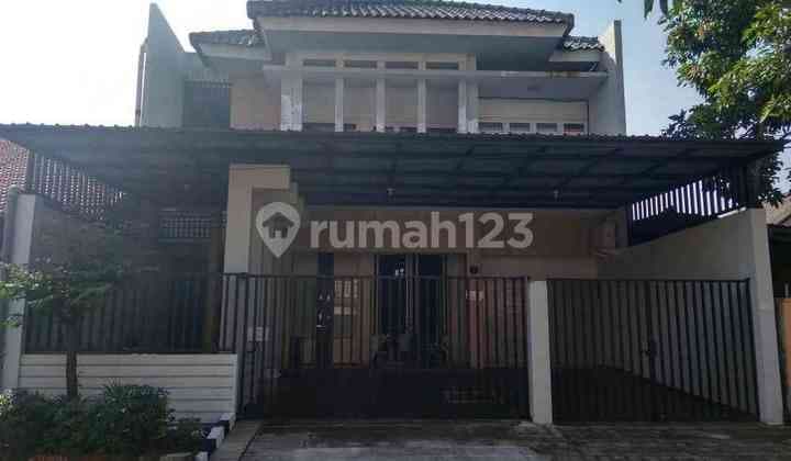 Gayungsari Barat House