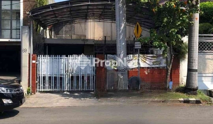 Rumah Komersial di Jl. Kartini Surabaya Pusat (Db)