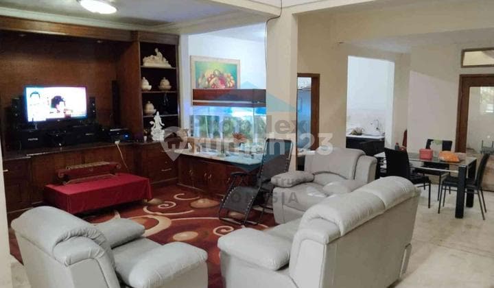 Rumah Modern Villa Bukit Indah Pakuwon Surabaya Barat