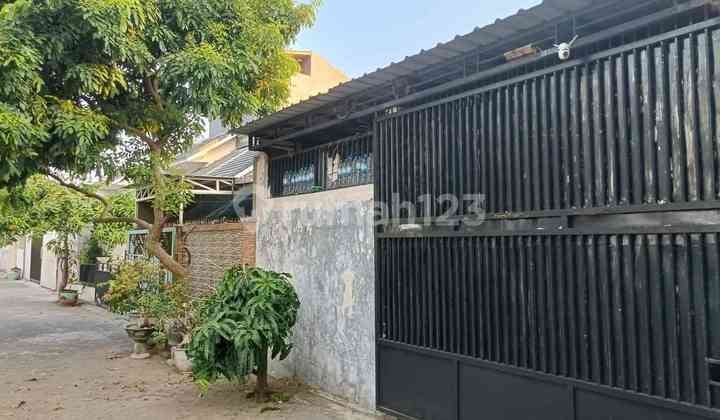 Golden Berry Menganti Ready-to-Live-In House
