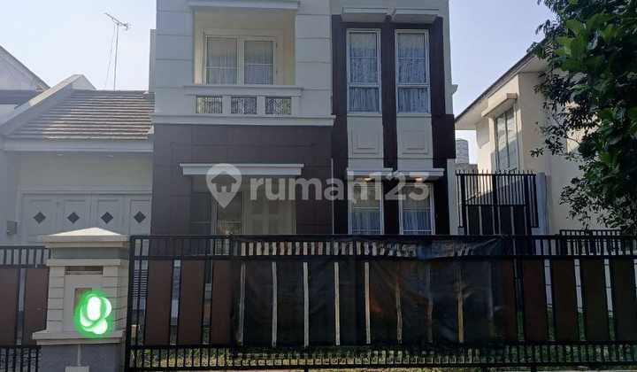 Rumah Bagus Semi Furnished SHM Kota Wisata, Bogor