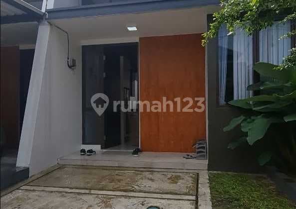 Rumah Bagus Unfurnished, dekat Grand Wisata, Bekasi