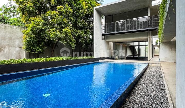 Rumah Bagus Konsep Industrial Di Kemang Dekat Ke Tol Siap Huni