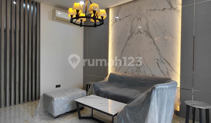 Turun Harga Rumah Bagus Full Renovasi Dekat ke Akses Tol