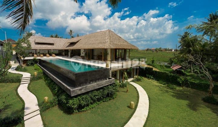 Villa mewah padonan berawa canggu
