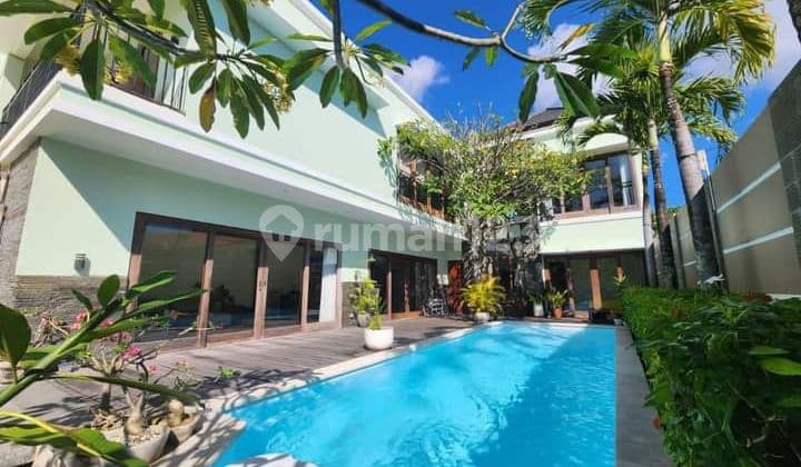 villa mewah seminyak kuta