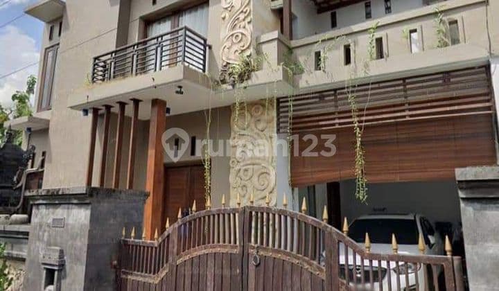 Rumah abianbase dalung kuta