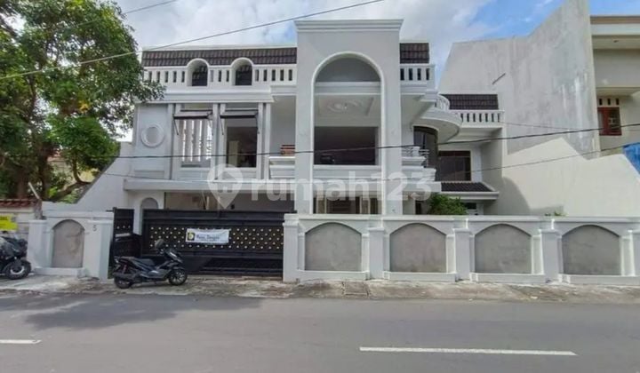Luxury House Gatsu Tengah Denpasar