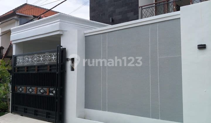 Rumah Semi Villa Denpasar Barat