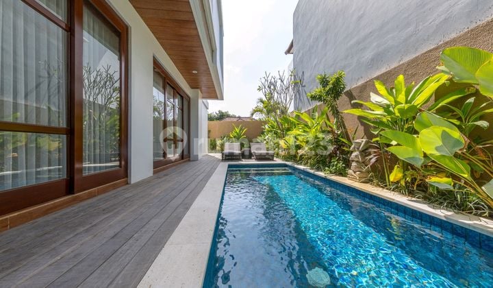 Villa Taman Giri Mumbul Nusa Dua
