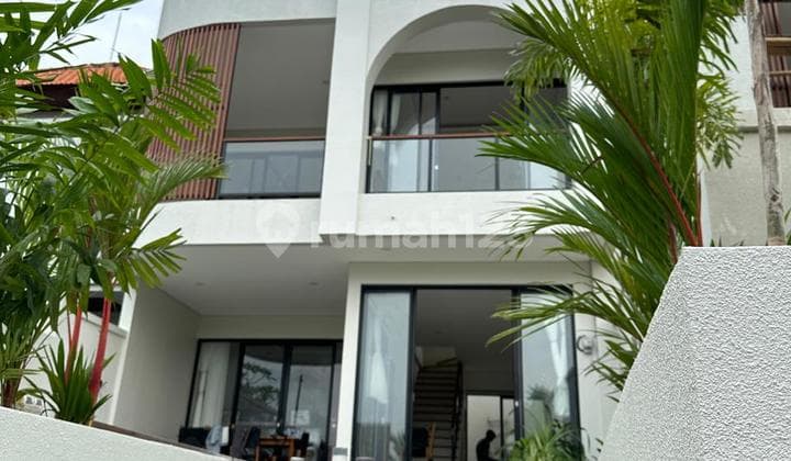 Villa Baru Cempaka Sari Ungasan Jimbaran