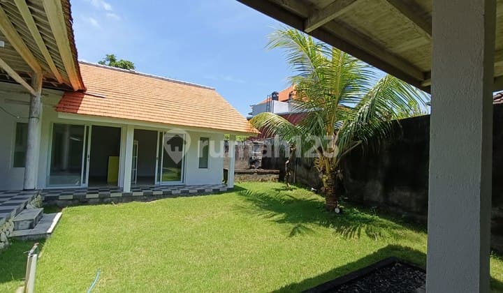 Rumah Sewa Furnis Tropical Rustic Di Nusa Dua Dekat Itdc & Pantai