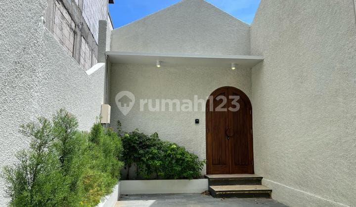 Brand New Villa In Enchanting Area Jimbaran - Avail For Leasehold