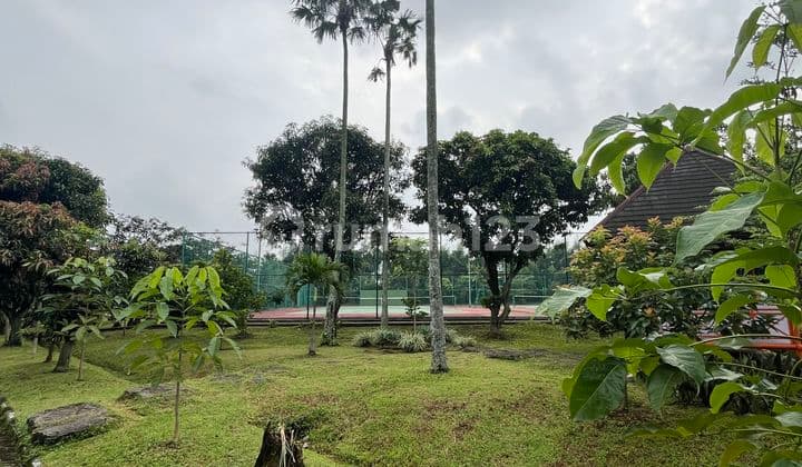 Rumah classic 2 lantai di soekarno hatta bandung