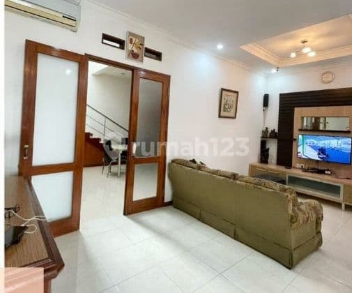 Rumah 2 Lantai bagus siap huni di TKI 2