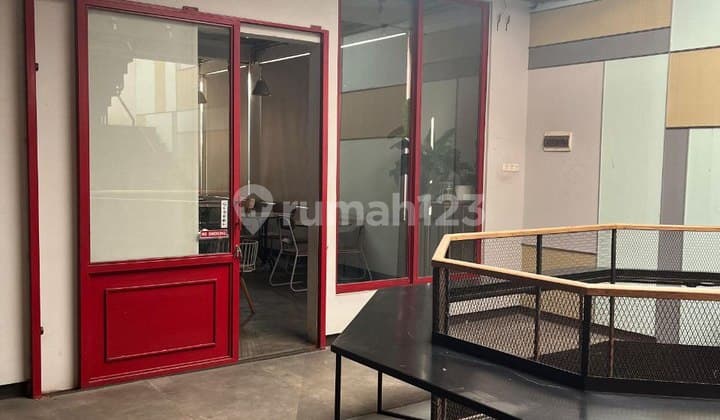 Ruang Usaha Area Strategis Mainroad Pasir.kaliki