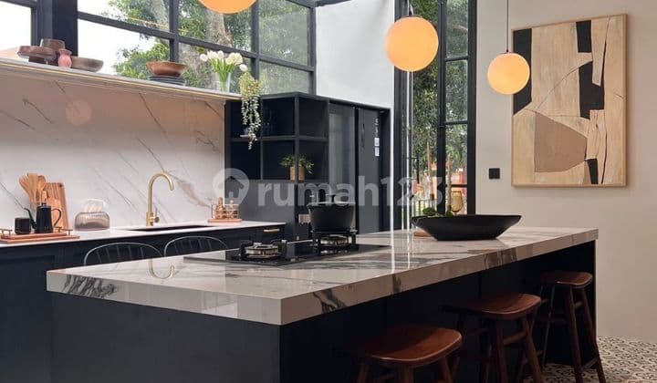 Rumah 2 Lantai Full Furnish Siap Huni di Kbp