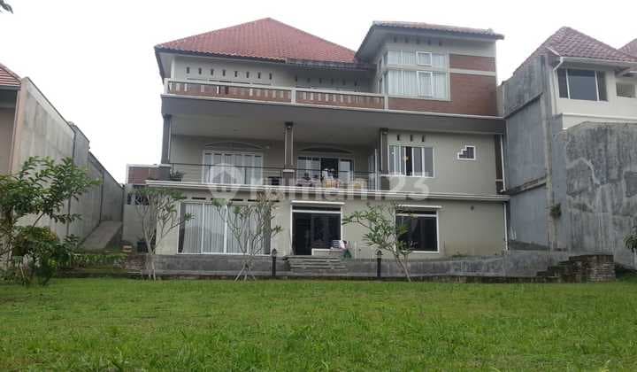 Rumah Fulk Furnish View Danau Di Kota Baru Parahyangan