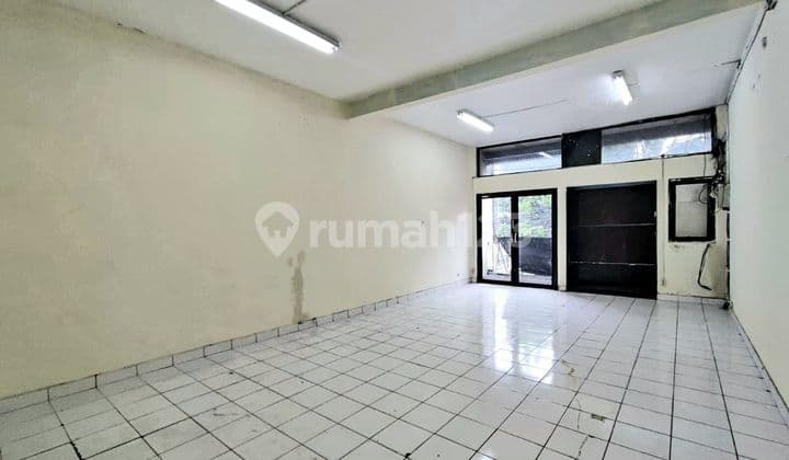 Ruko 3 Lantai Siap Huni Di Sayap Lengkong