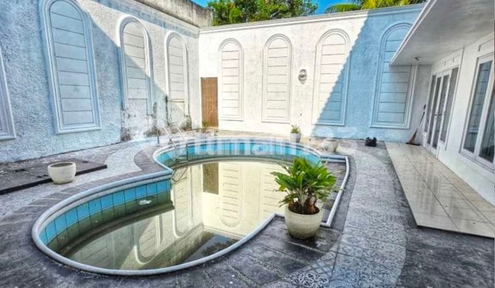Rumah Dengan Kolam Renang Furnish Tatar Pitaloka Kbp