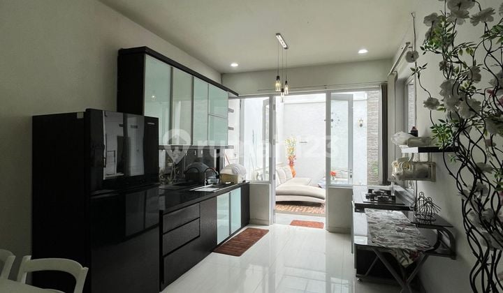 Rumah Furnish Bagus Siap Huni di Jingga Kbp