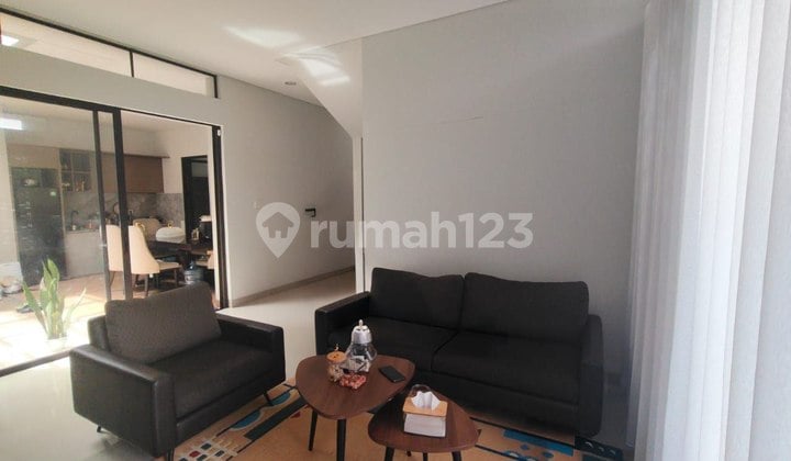 Rumah Minimalis 3 Kamar Furnish di Summarecon Bandung