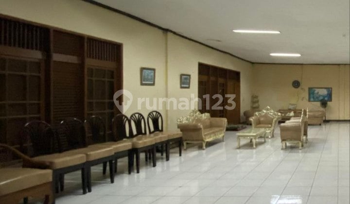 Ruang-usaha Siap Huni Lokasi Bagus Di Sayap Soekarno Hatta