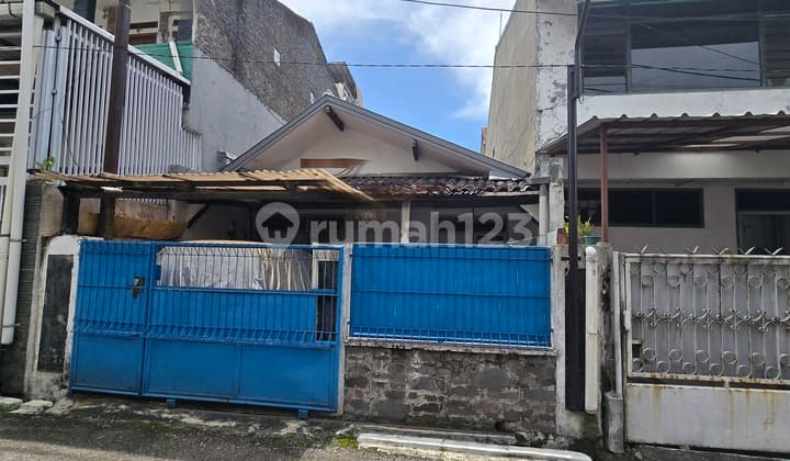 Rumah 1 Lantai Tengah Kota Itung Tanah di Srimahi