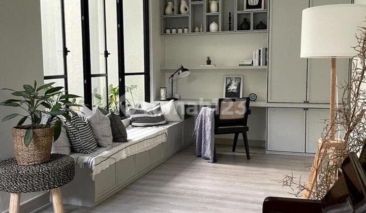 Rumah 2 Lantai Estetik Furnish Di Palacio Setiabudi