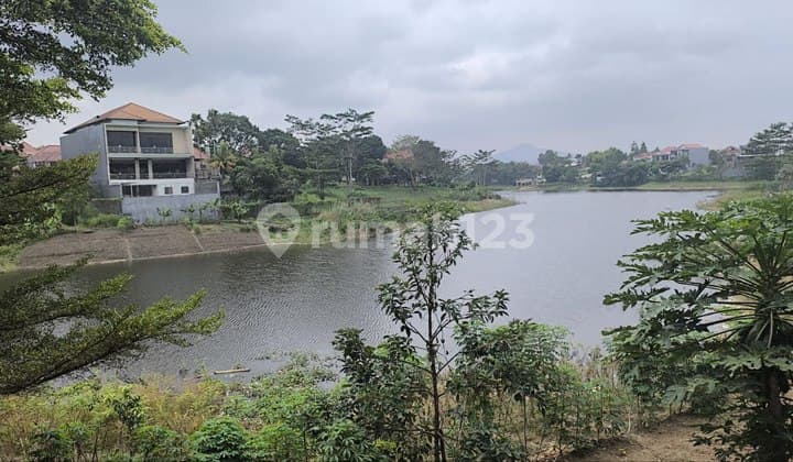 Rumah Mewah View Danau Siap Huni Di Ratnaasih Kbp