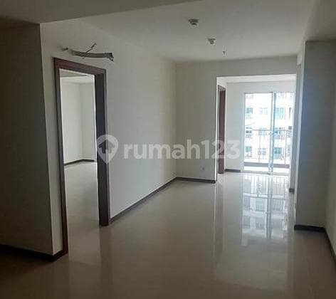 DI JUAL MURAH CONDO 2 BR UNFURNISHED LANTAI TINGGI VIEW LAUT