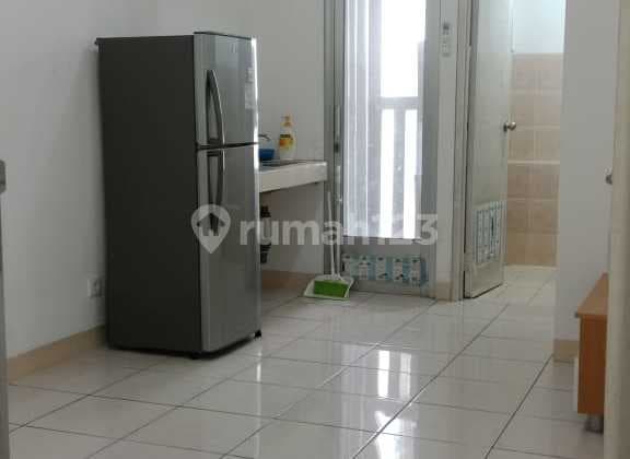 FOR RENT SEMIFURNISHED STUDIO 6 MONTHS / YEARLY LOW FLOOR GARDEN VIEW